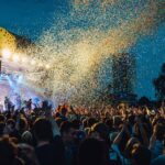 Binnenplaats Eetlokaal en centrum Zevenaar het organiseren van Najaarsfestival