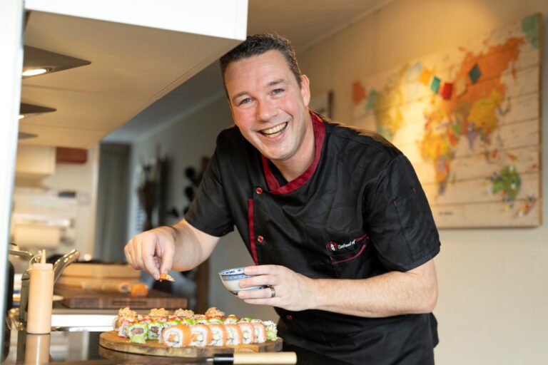 Sushi workshop met wijnproeverij in Wijngaard Hof te Dieren — markt-eten in Arnhem